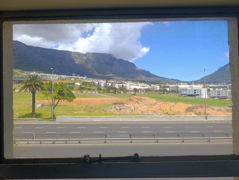 To Let 2 Bedroom Property for Rent in Zonnebloem Western Cape